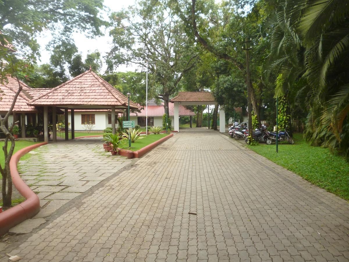 KTDC Kumarakom Gateway Resort Alappuzha Exterior foto